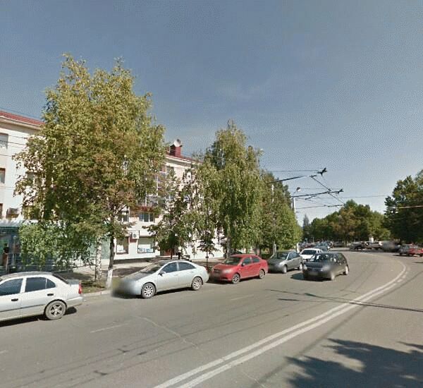 Банкомат Сбербанка России по адресу ул. Ленина,  82 - 8610/0338